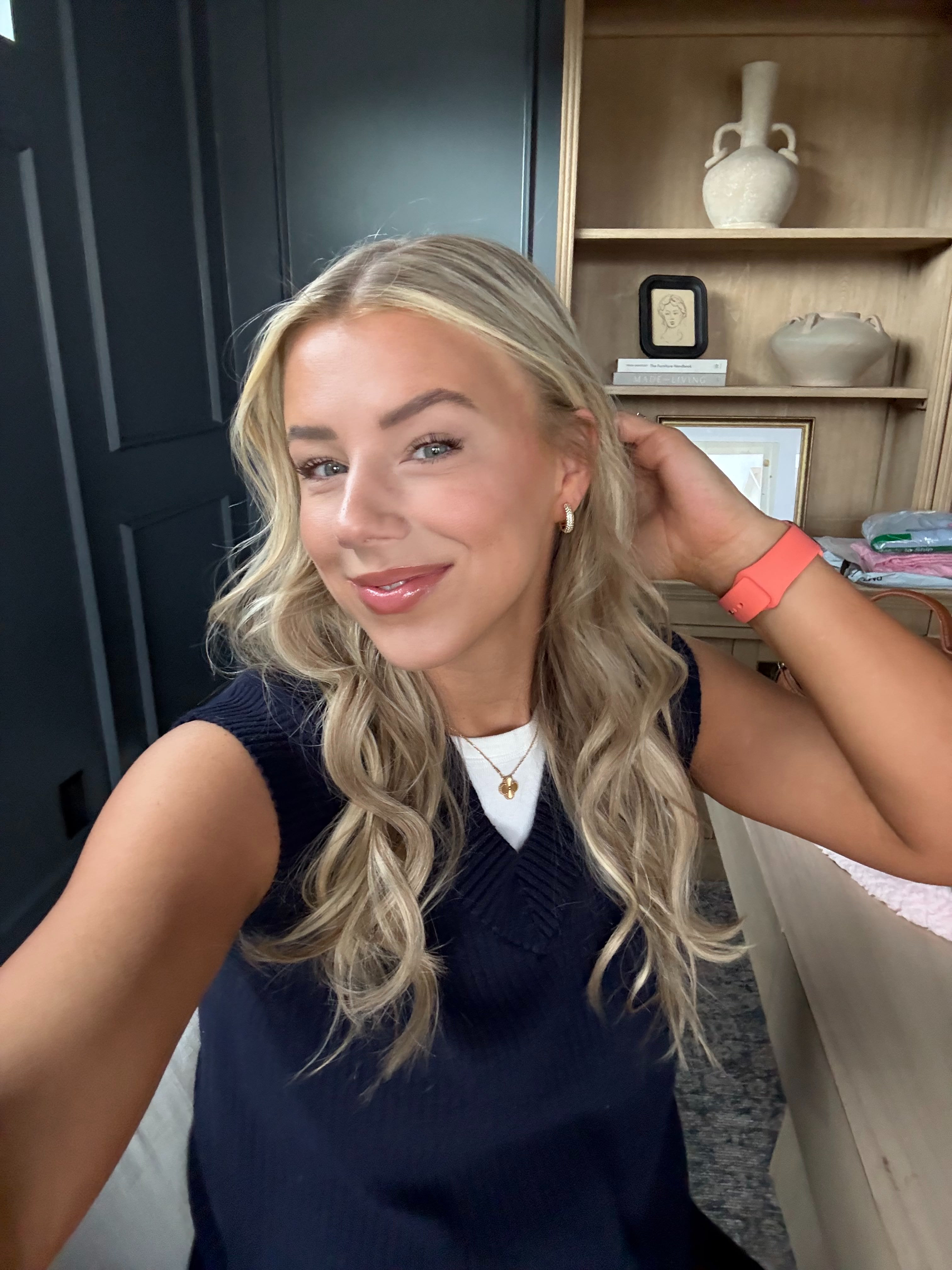 Makeup from my birth control video! This is the most amazing bronzer I’ve ever tried. Also linking my navy blue sweater vest! 

 

#LTKFindsUnder50 #LTKFindsUnder100 #LTKBeauty