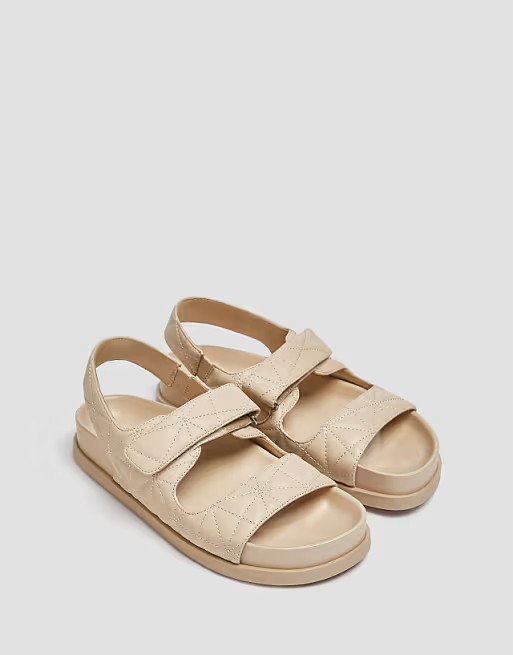 Pull&Bear quilted grandad sandal in camel | ASOS (Global)