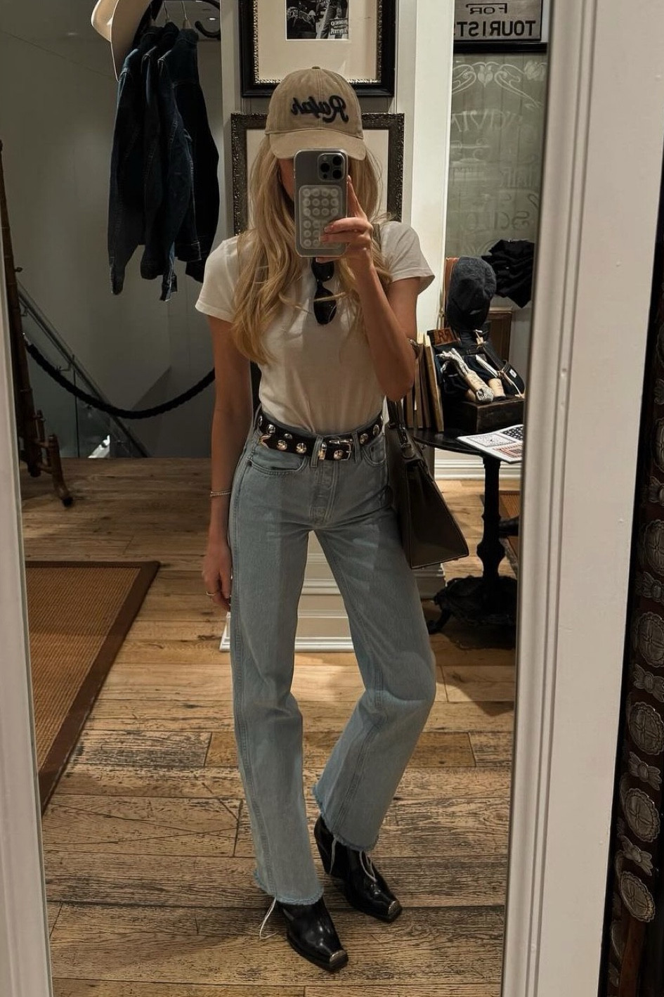 Fall uniform 🍂

#LTKStyleTip #LTKSeasonal