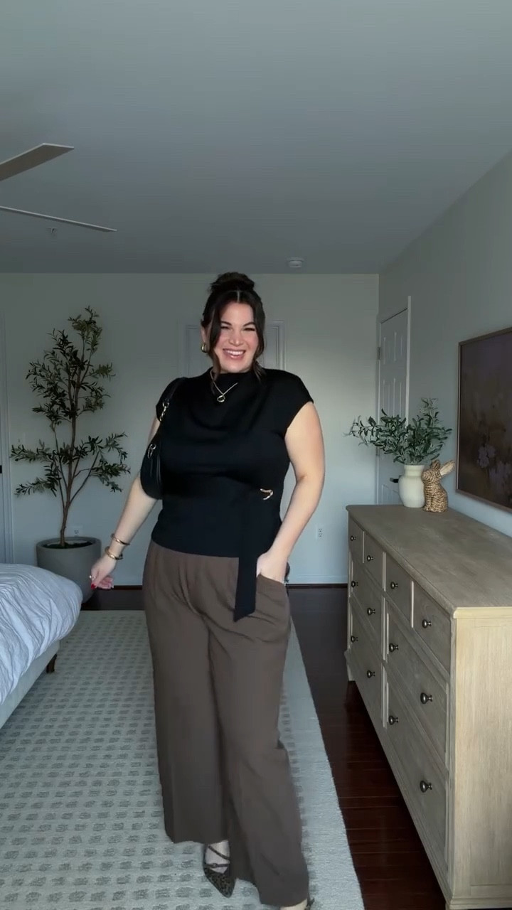 Midsize spring work outfit! 

Bralette + top - xl 
Pants - xl long 
*similar bag + heels



#LTKWorkwear #LTKMidsize #LTKSeasonal