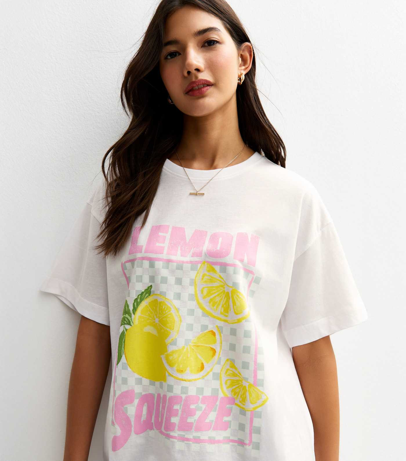 White Lemon Squeeze Print Oversized Fit T-Shirt | New Look | New Look (UK)