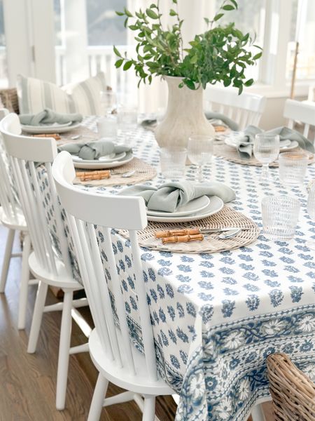 Coastal summer tablescape
Coastal dining room

#LTKhome #LTKstyletip #LTKSeasonal
