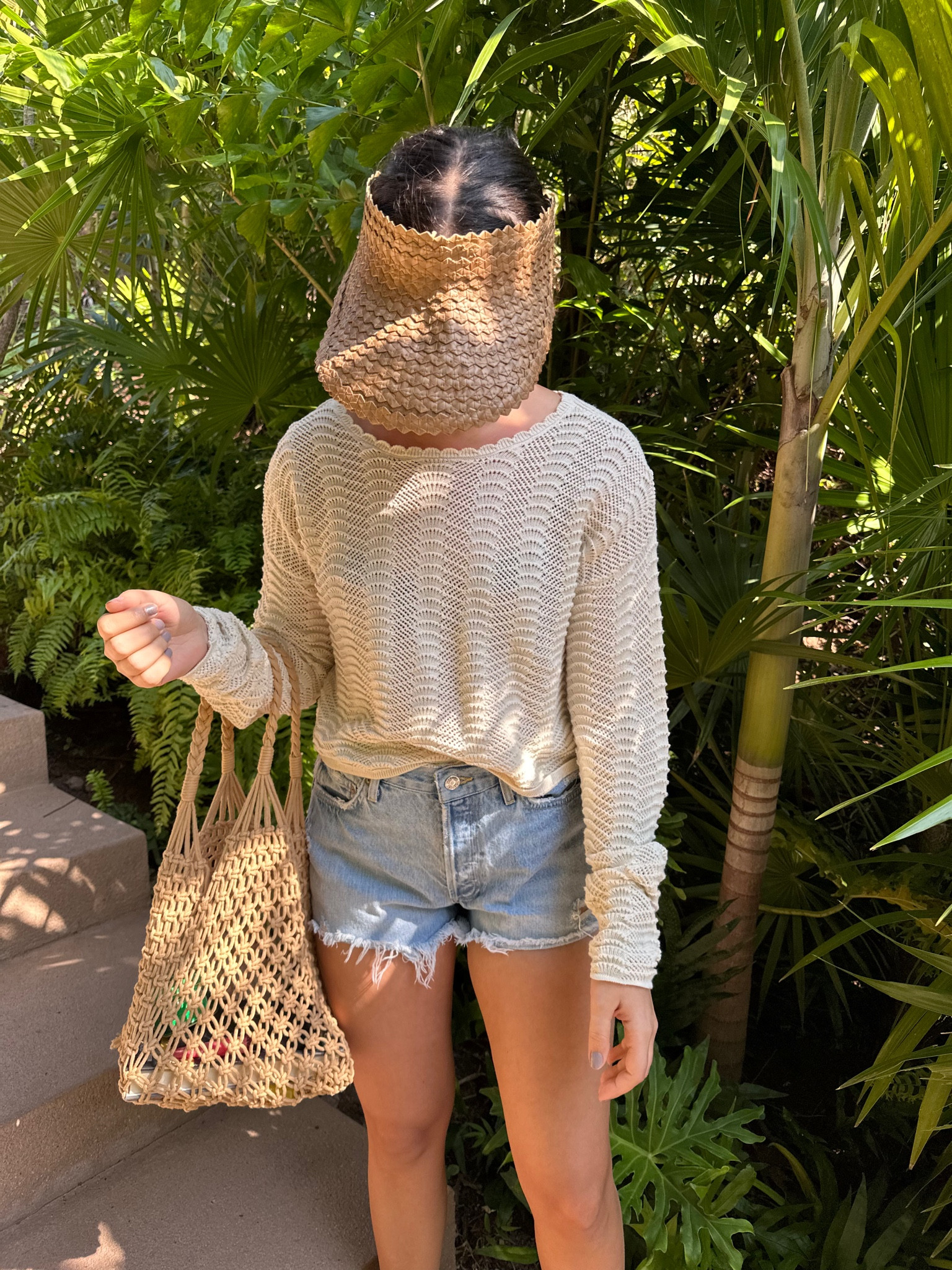 Top: medium 
Short: 28

Dressupbuttercup.com 

#dressupbuttercup 

#LTKtravel #LTKSeasonal #LTKunder100