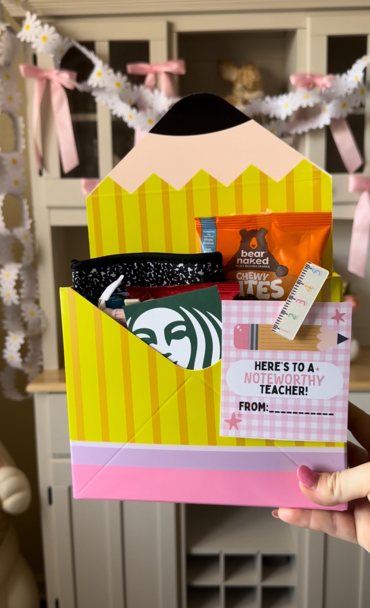 These envelopes are so perfect for teacher appreciation and end of the school year!

#LTKSeasonal #LTKHome #LTKmomlife