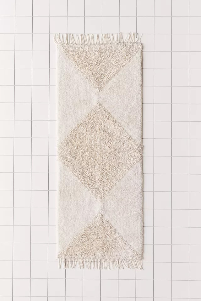 Looped Geo Runner Bath Mat | Urban Outfitters (US and RoW)