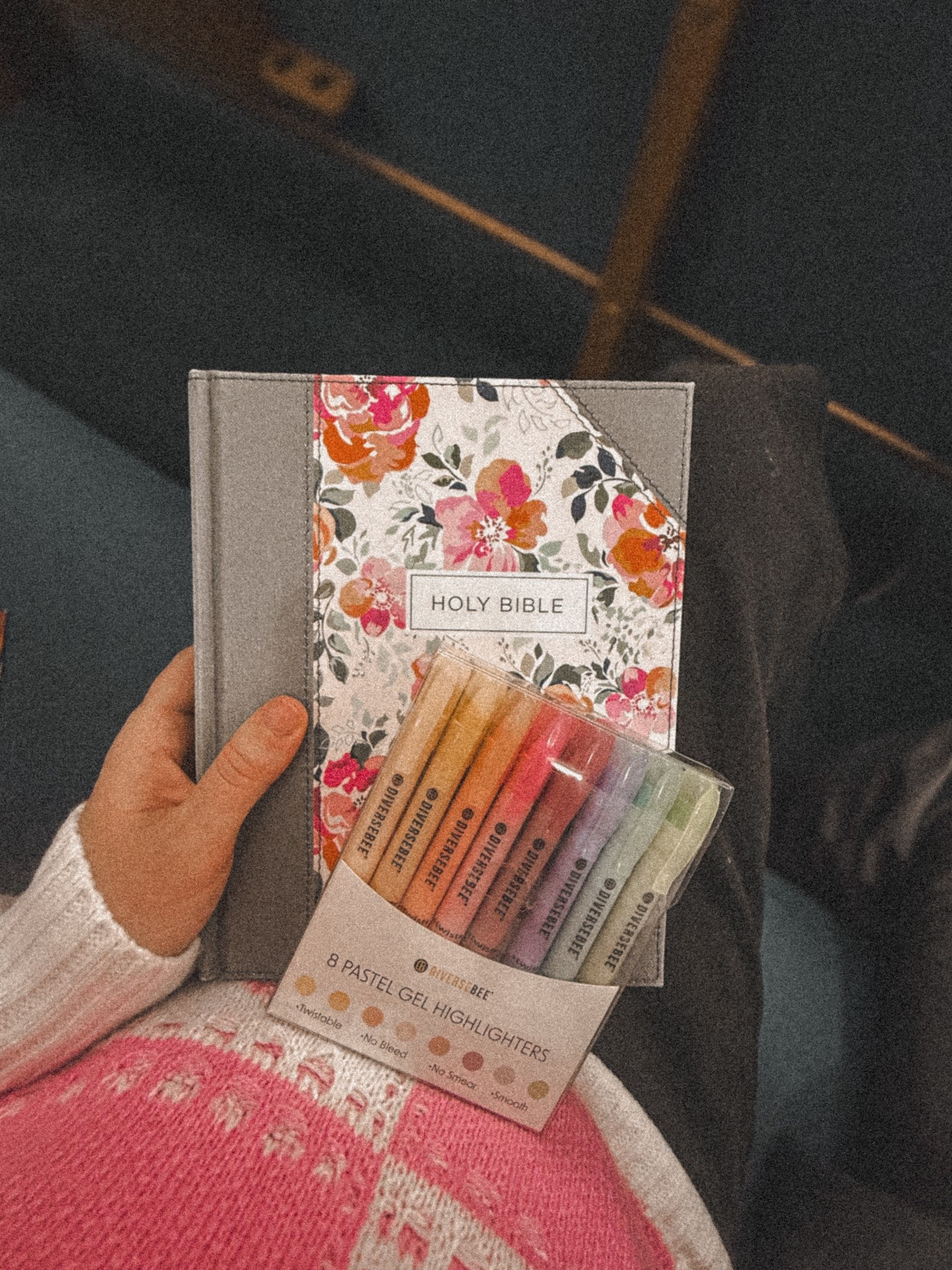 My new journaling Bible & highlighters. 📖✨💕

#LTKmomlife #LTKmorningroutine #LTKdayinmylife