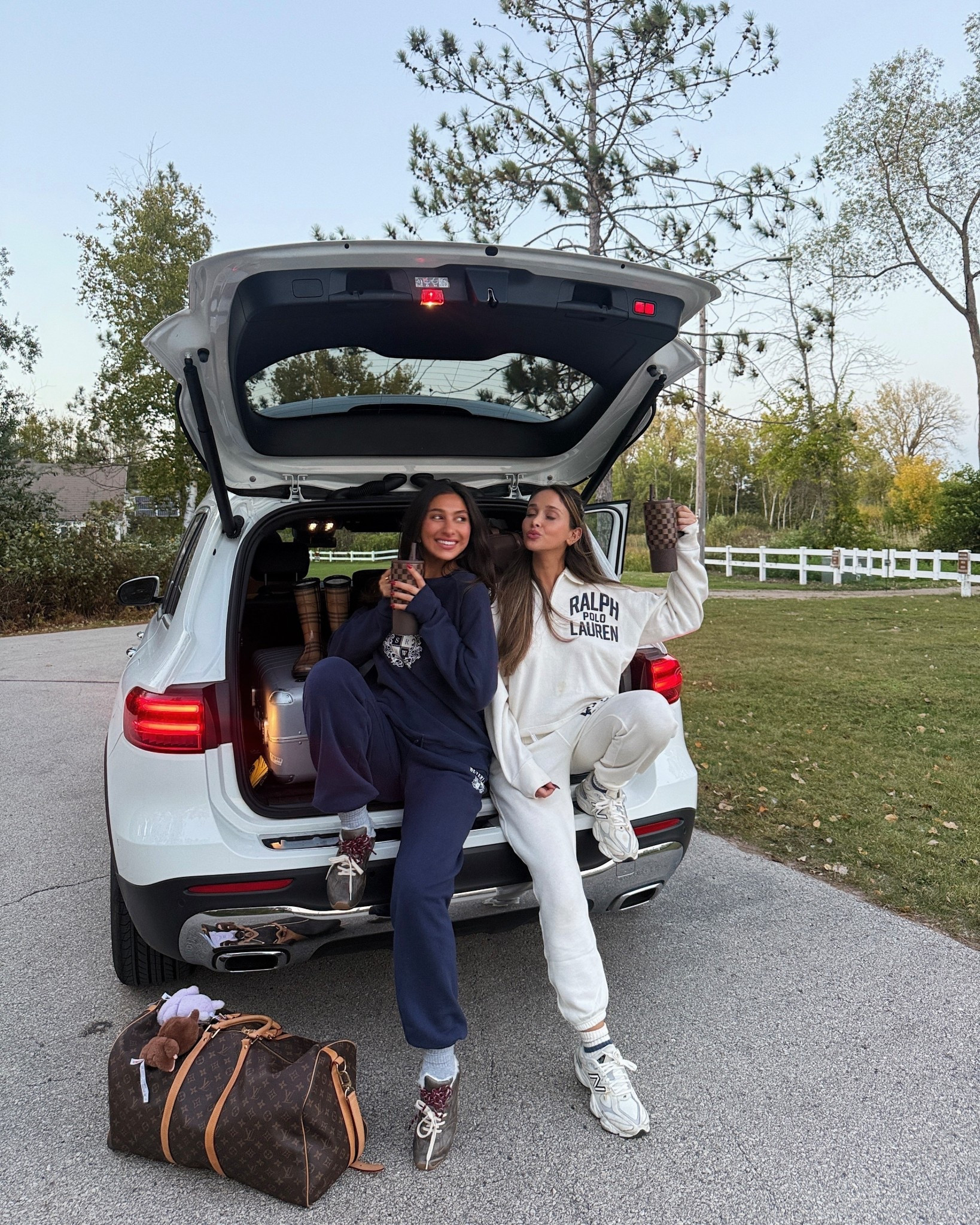 roadtrip fits !! 

#LTKStyleTip #LTKSeasonal #LTKTravel