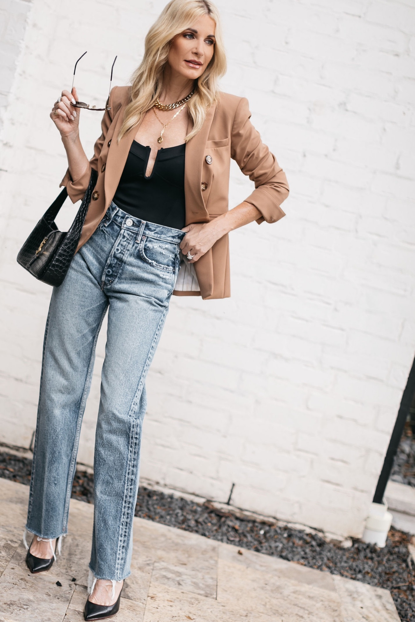 •SALE ALERT• these MOUSSY JEANS are on major SALE!!! High waisted with a straight leg ~ they run a bit small
So size up one size, I’m wearing a size 25. 

#LTKsalealert #LTKstyletip #LTKSeasonal