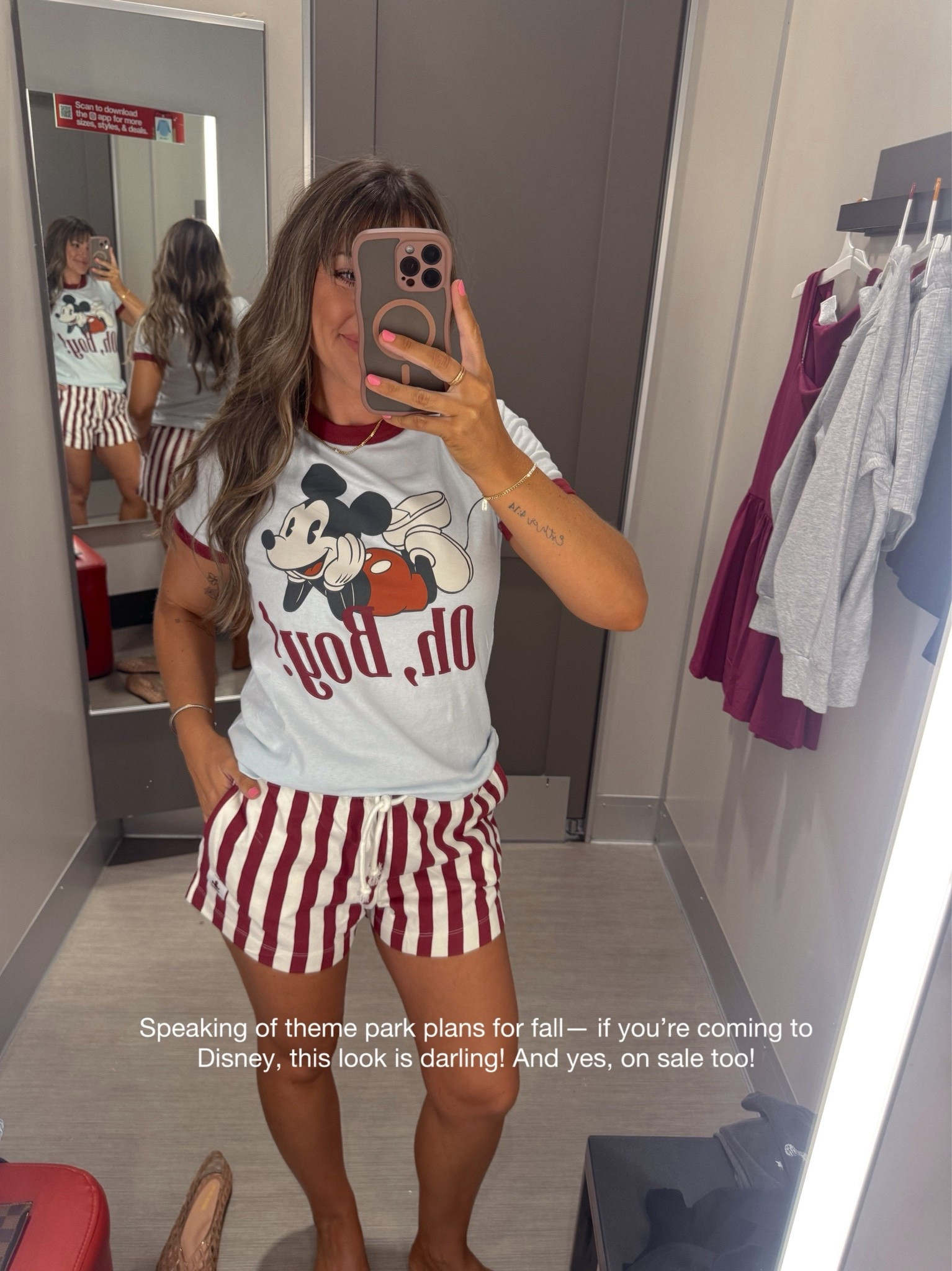 Disney outfit idea :) XXS top. Small shorts