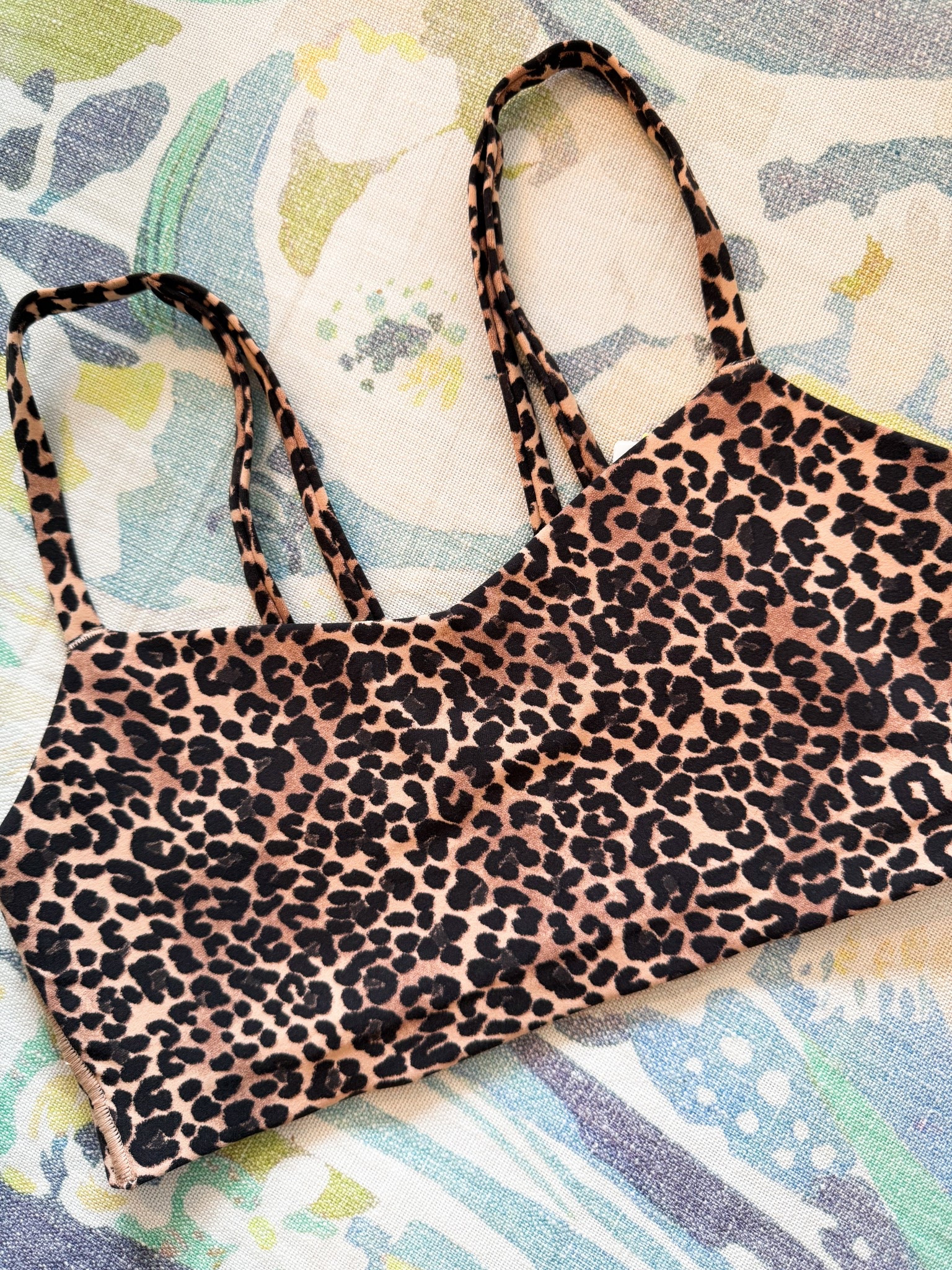 the cutest $16 sports bra! I wear a size small and comes in lots of colors too | 

#LTKFindsUnder50 #LTKActive #LTKSeasonal