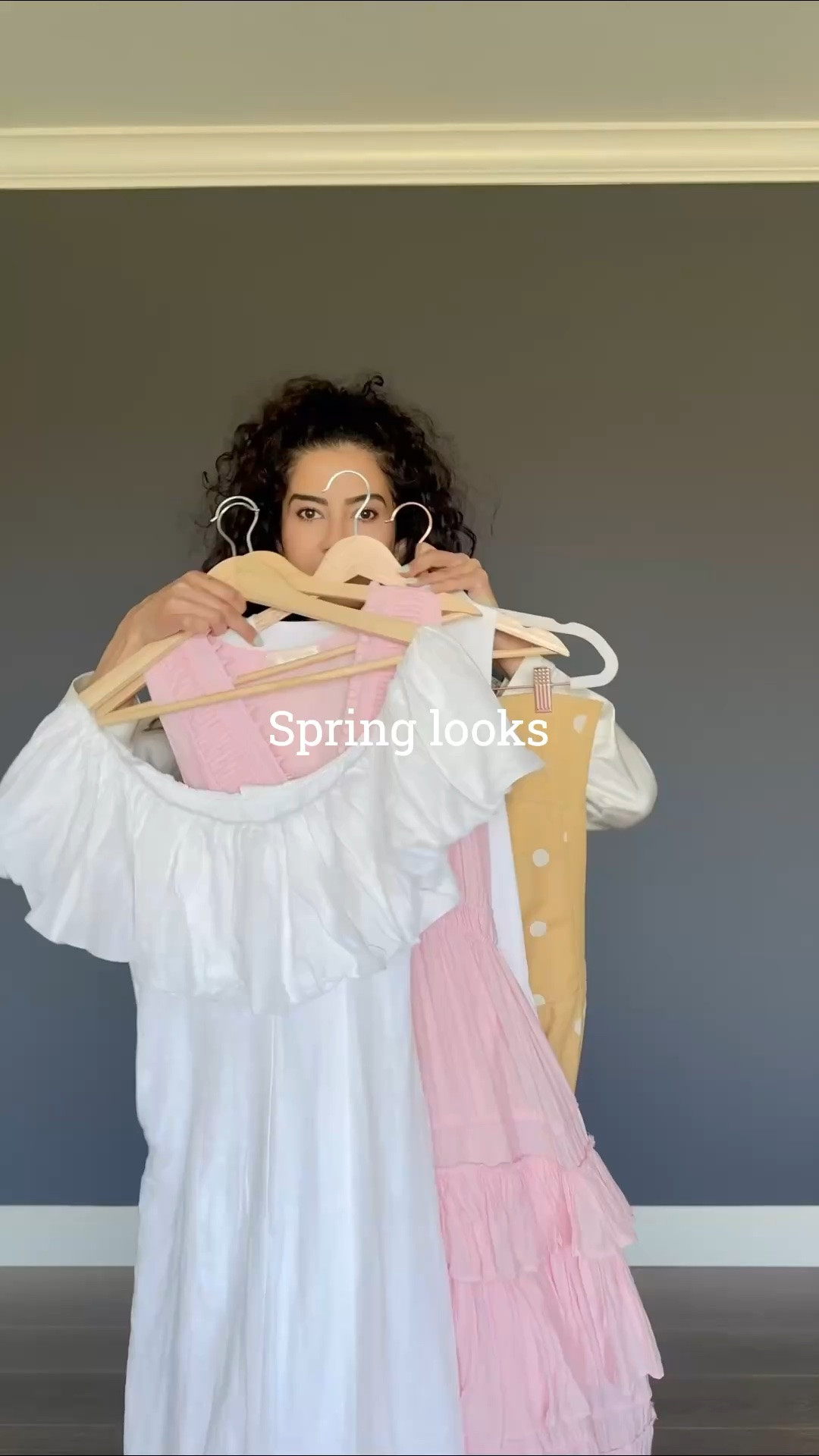 Get ready with me #springlooks #springdresses

#LTKxMadewell #LTKdayinmylife #LTKgrwm