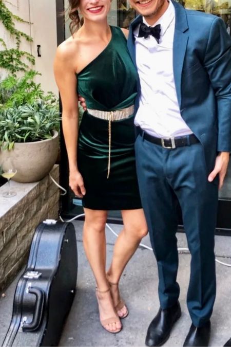 This one shoulder green velvet dress is perfect for fall wedding guests and for holiday parties!
#weddingguestdress #holidayoutfit 

#LTKHoliday #LTKunder100