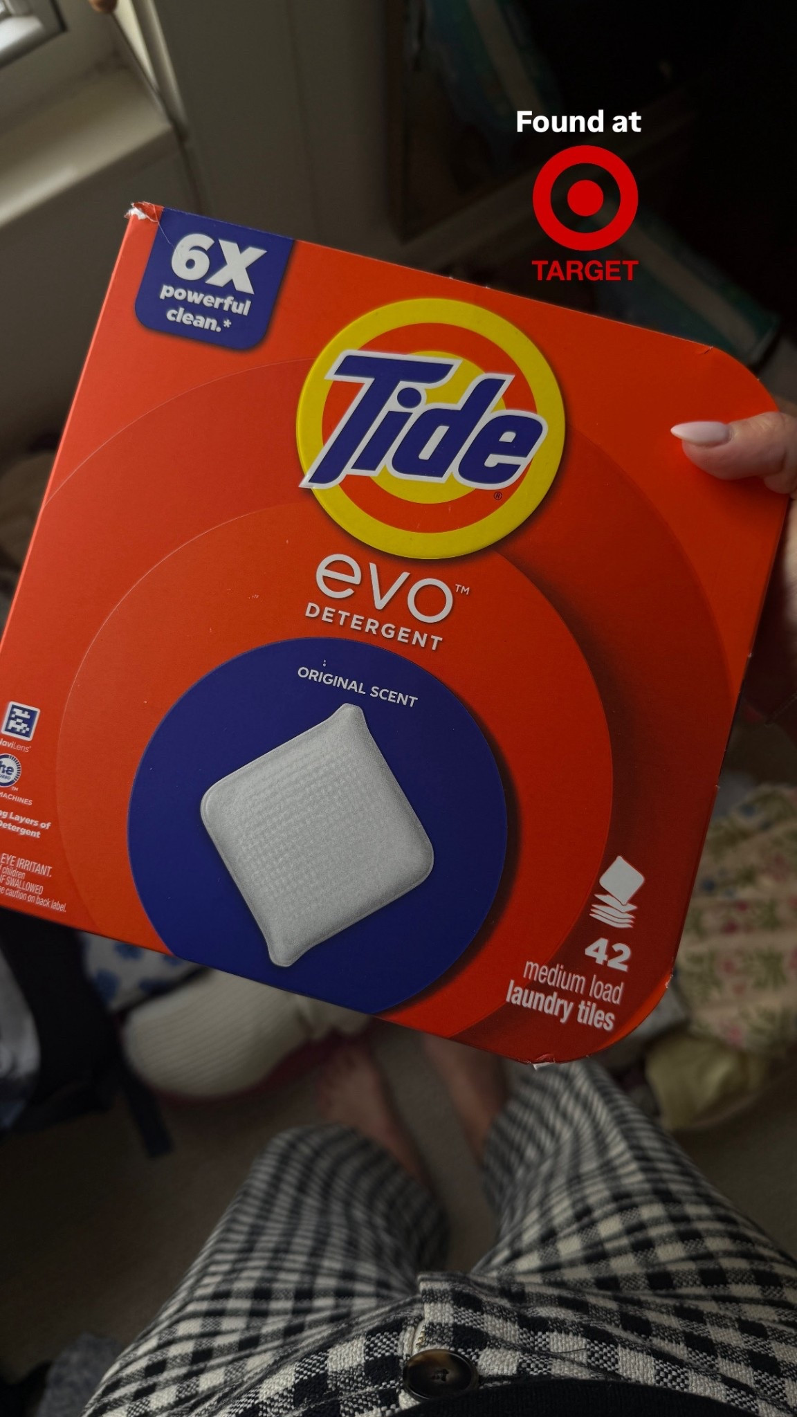 #ad Finally found a solution for traveling with laundry detergent! We are using these @tidelaundry Evo tiles that I bought from @target on our upcoming vacation, and I’m so thrilled about it. #targetpartner #target #tidepartner #tide #tideevo 