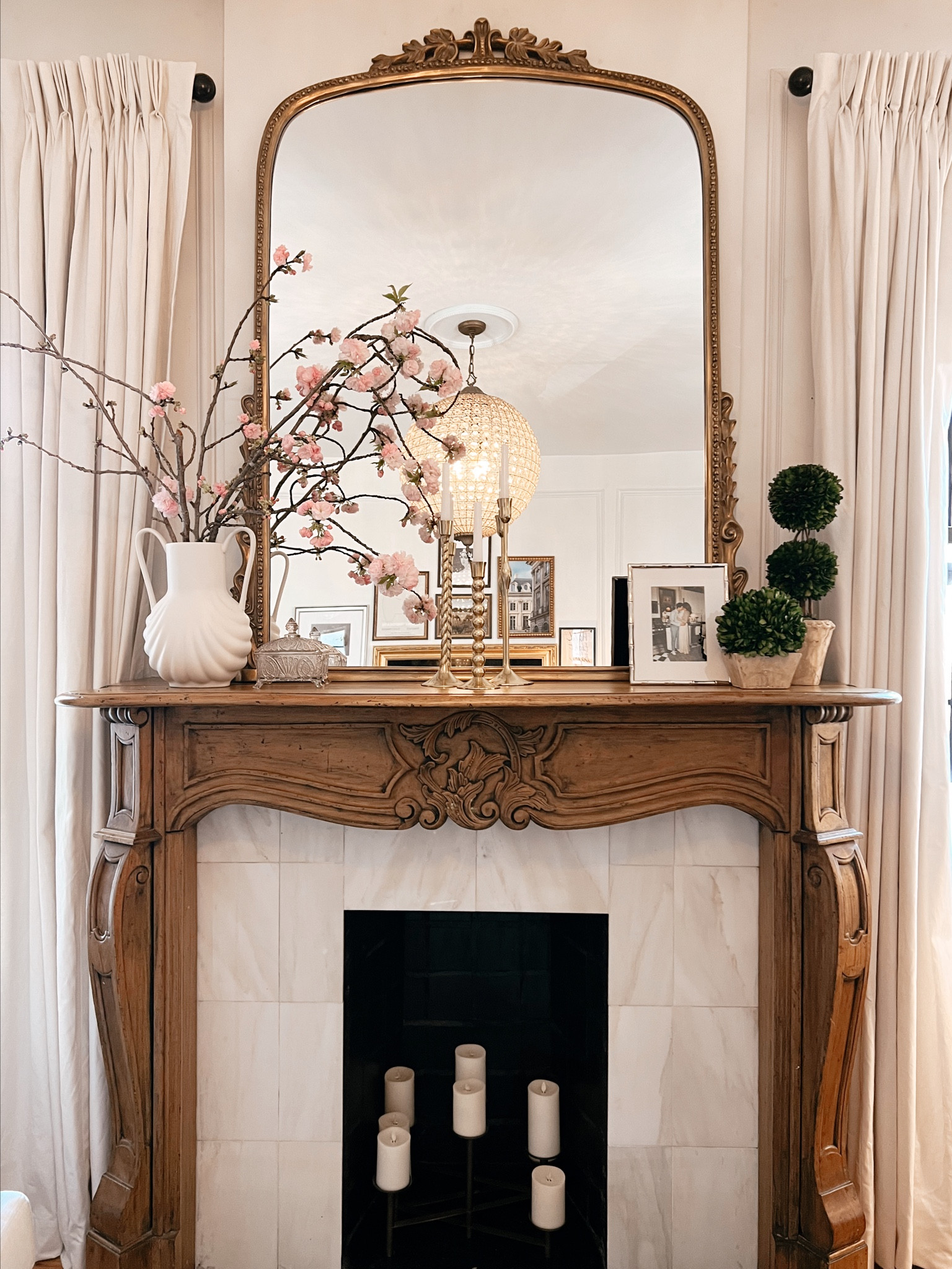 Spring mantle refresh 🌸