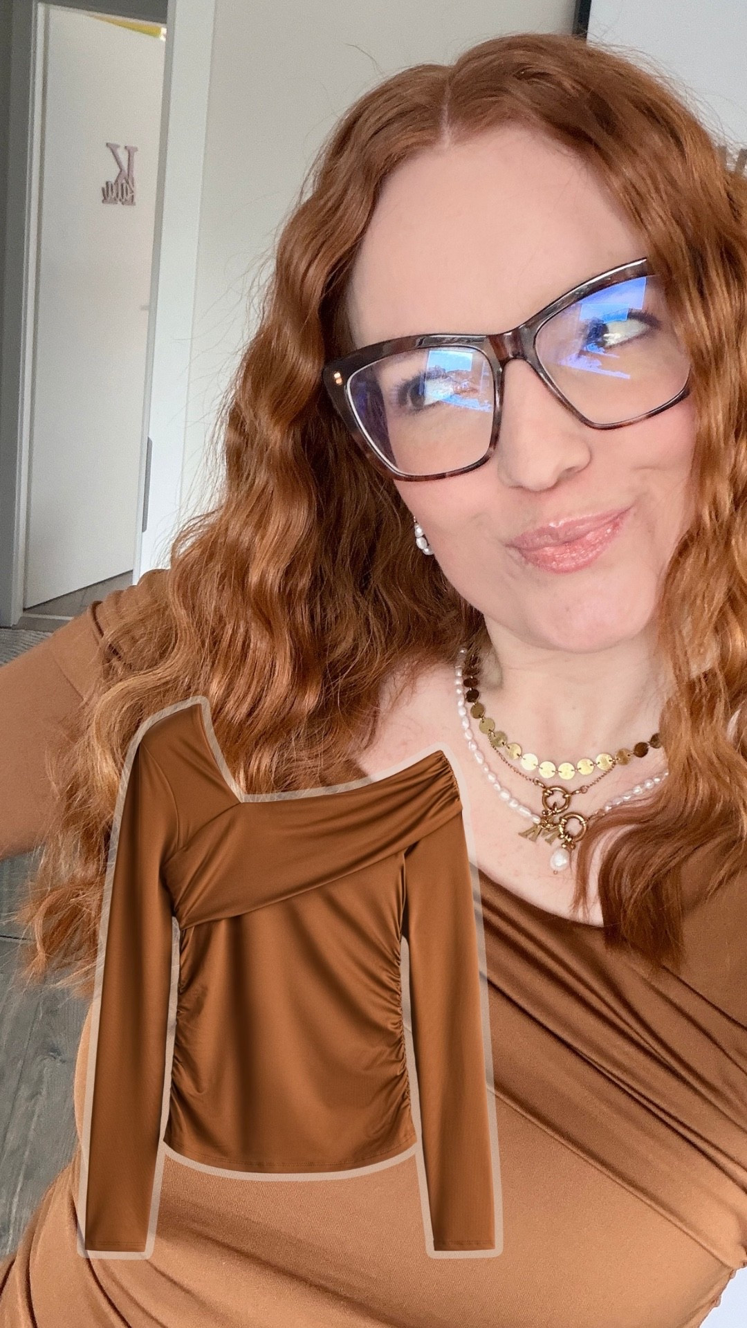 Asymmetrisches Oberteil von H&M für 14,99€ 🤎

#LTKFashionMonth #LTKstyletip #LTKdeutschland