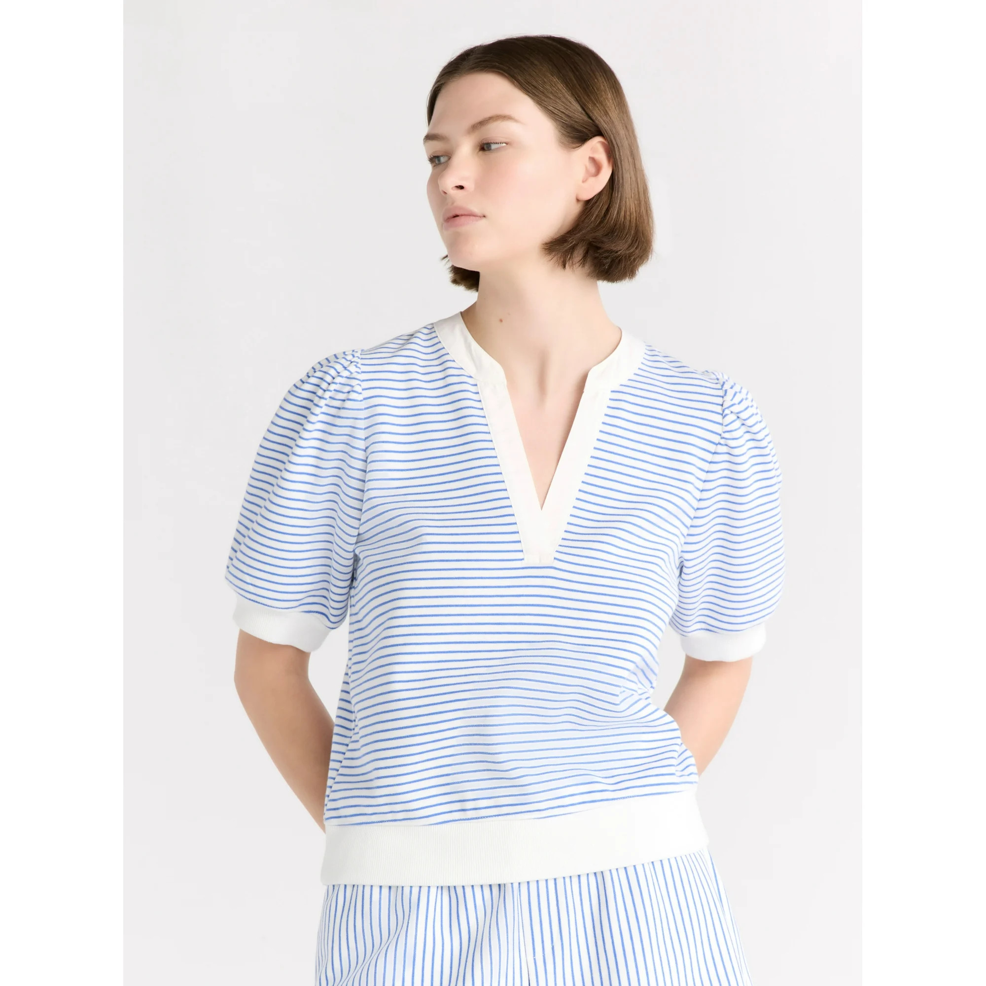 Free Assembly Women's Puff Sleeve Sweatshirt, Sizes XS-XXL | Walmart (US)