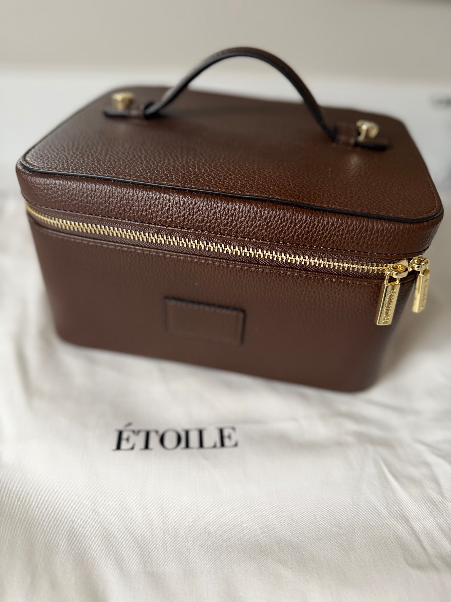 My favorite makeup case. Comes in so many colors and sizes. Even more beautiful in person. 

#LTKBeauty #LTKdayinmylife #LTKgrwm