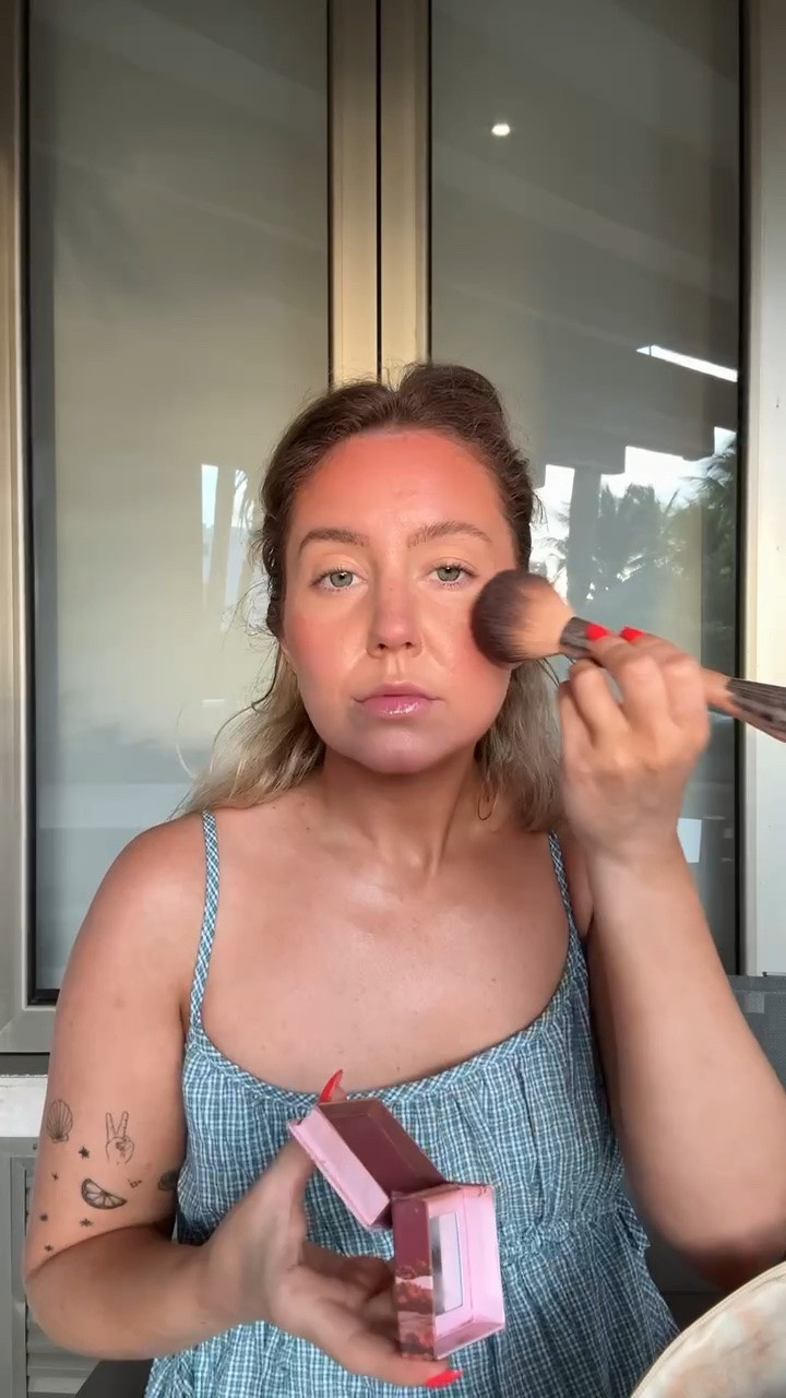 Glowy vacation makeup routine!

#LTKgrwm #LTKselfcare #LTKBeauty