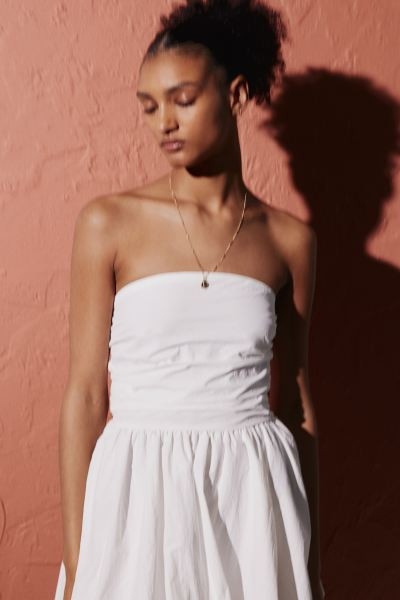 Bubble-hem bandeau dress - Sleeveless - Short - Cream - Ladies | H&M GB | H&M (UK, MY, IN, SG, PH, TW, HK)