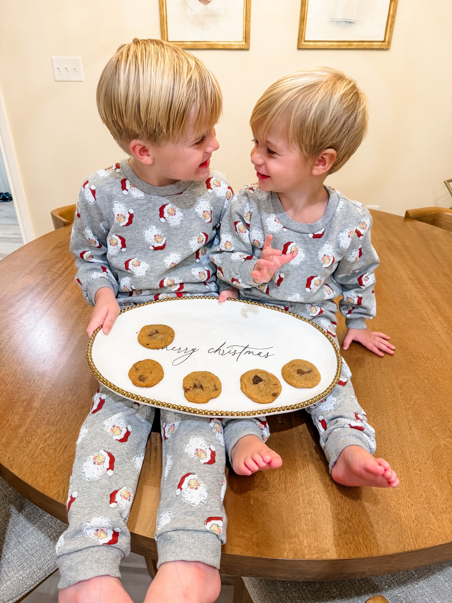 Santa sweat set 🎅🏼❤️ so soft & comfy! & from our favorite brand 

#LTKHoliday #LTKKids #LTKBaby