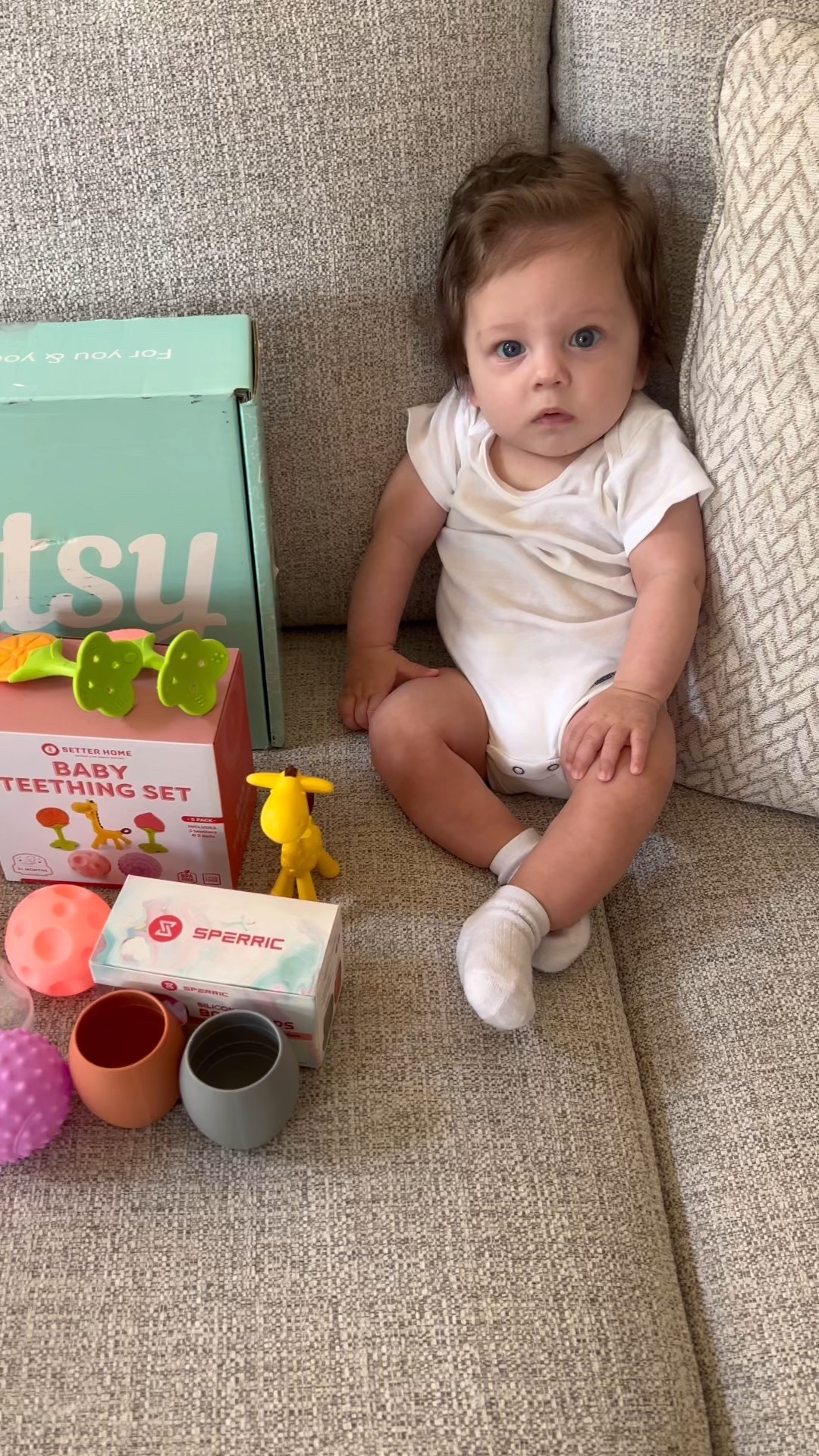 Feeding time just got a whole lot easier thanks to this month’s @bitsyboxes! 🍽️👶🏻Every product is thoughtfully chosen for you and your baby—and I’m here for it. 🙌🏼

If you’re in the feeding stage, this box is a total win. 

#LTKBump #LTKFamily #LTKBaby
