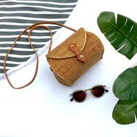 Bali Ata Basket Bag  Choice of Tassel (Cowrie Shell, Ombre Tiered, Raffia) Woven Straw, Round Raffia Straw Bag, Tassel Earrings  Keychain | Etsy (US)