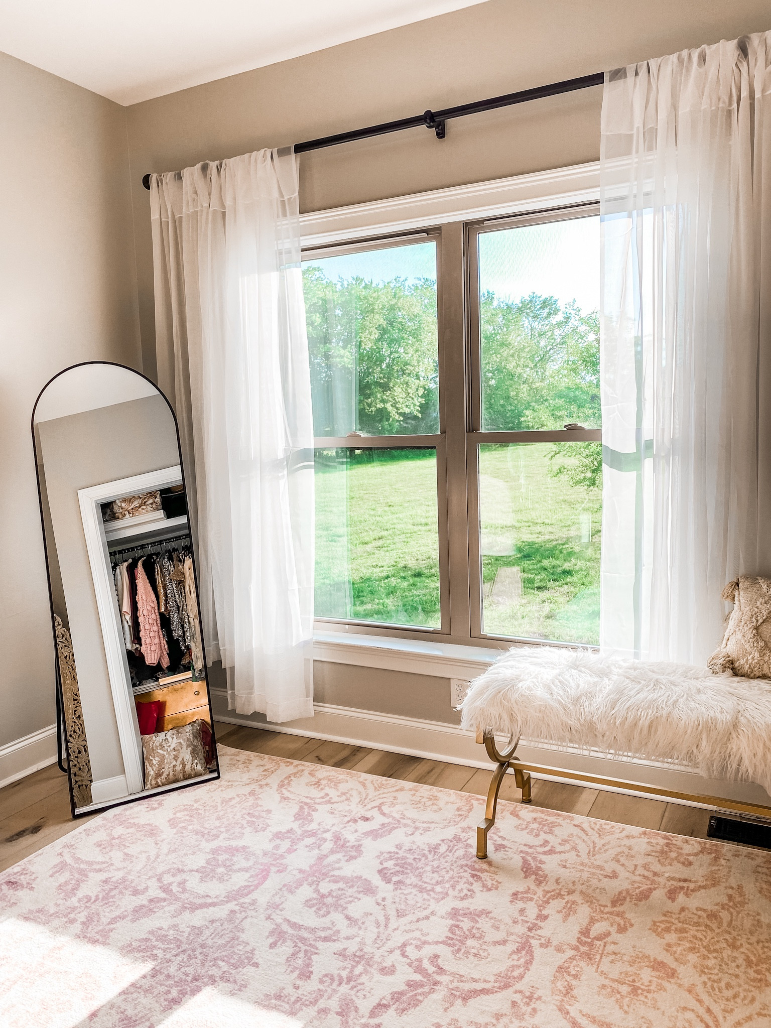 Feminine Office Decor 💕

Black arch free standing mirror from Amazon and SO beautiful! 💕
Most of my other office furniture is from Walmart, Amazon, and Overstock 

#LTKunder100 #LTKhome #LTKFind