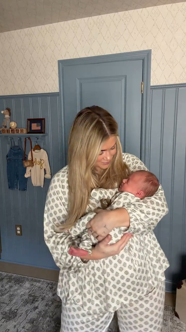 Twins!!! 
Oakes is wearing new born sizing 
I’m wearing an XL 