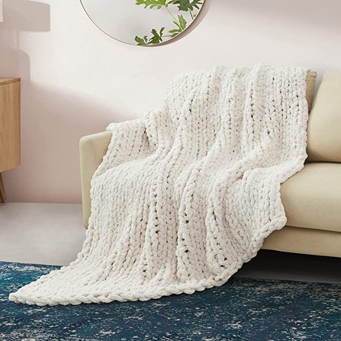 Sunyrisy Chunky Knit Throw Blanket, Luxury Soft Cozy Chenille Throw Blanket, Large Throw Bed Blan... | Amazon (US)