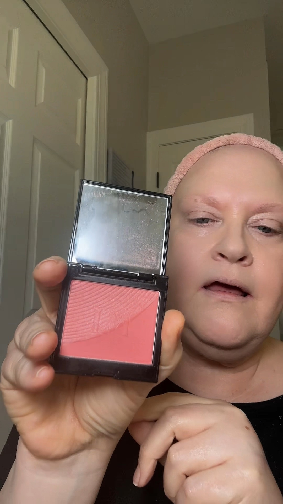 My latest obsession is Laura Mercier duo infusion blushes. This is apricot! I also have Paloma and Chai is on its way. What’s your favorite color? ￼

#LTKBeauty #LTKgrwm #LTKMothersDay