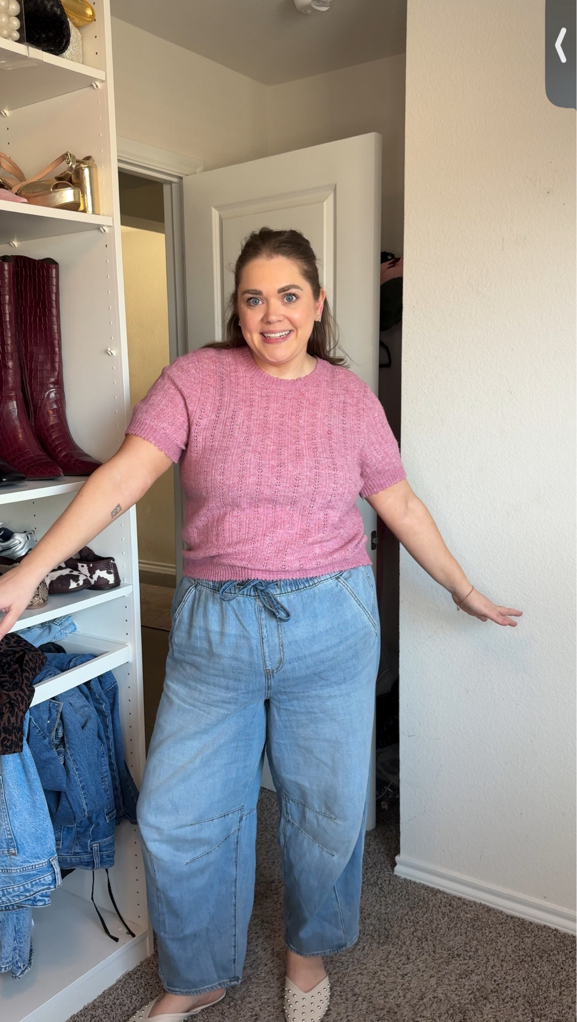 Spring transition outfit wearing xl in sweater and 1x in drawstring jeans 

#LTKPlusSize