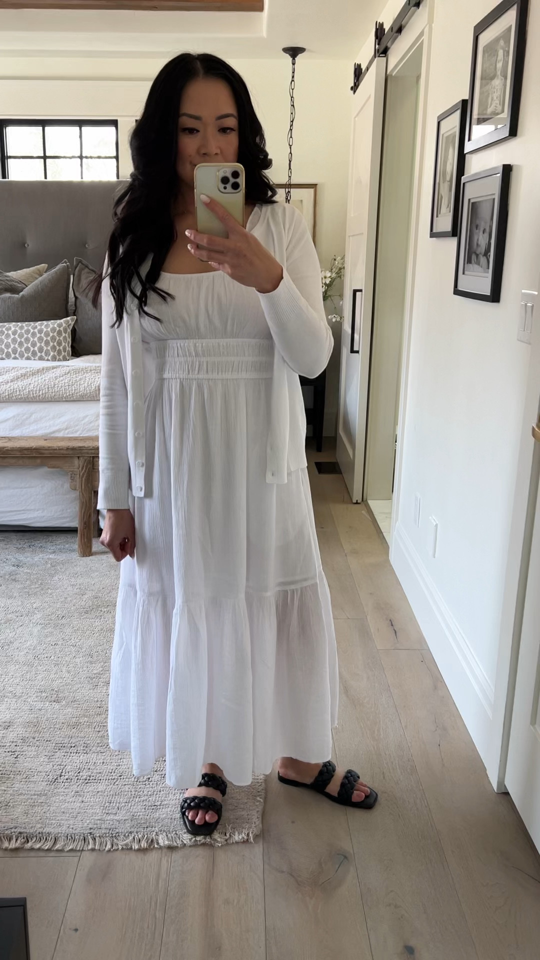 This pretty Spring Summer dress is 20% off right now at Abercrombie.




#LTKunder100 #LTKsalealert #LTKtravel