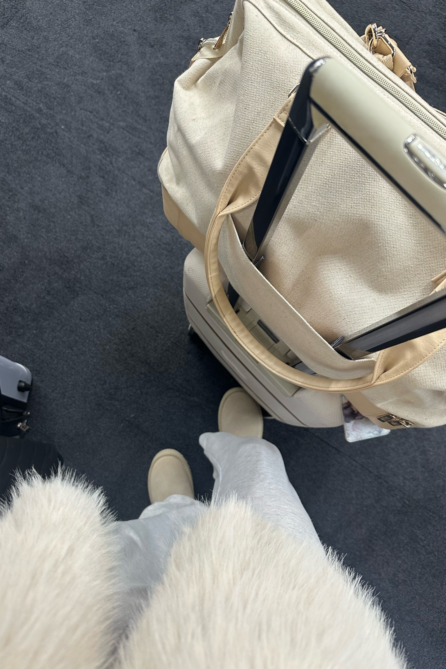 happy travel tuesday! here are all my favorite travel finds #travelfind #traveltips #packing 

#LTKSaleAlert #LTKTravel #LTKGiftGuide