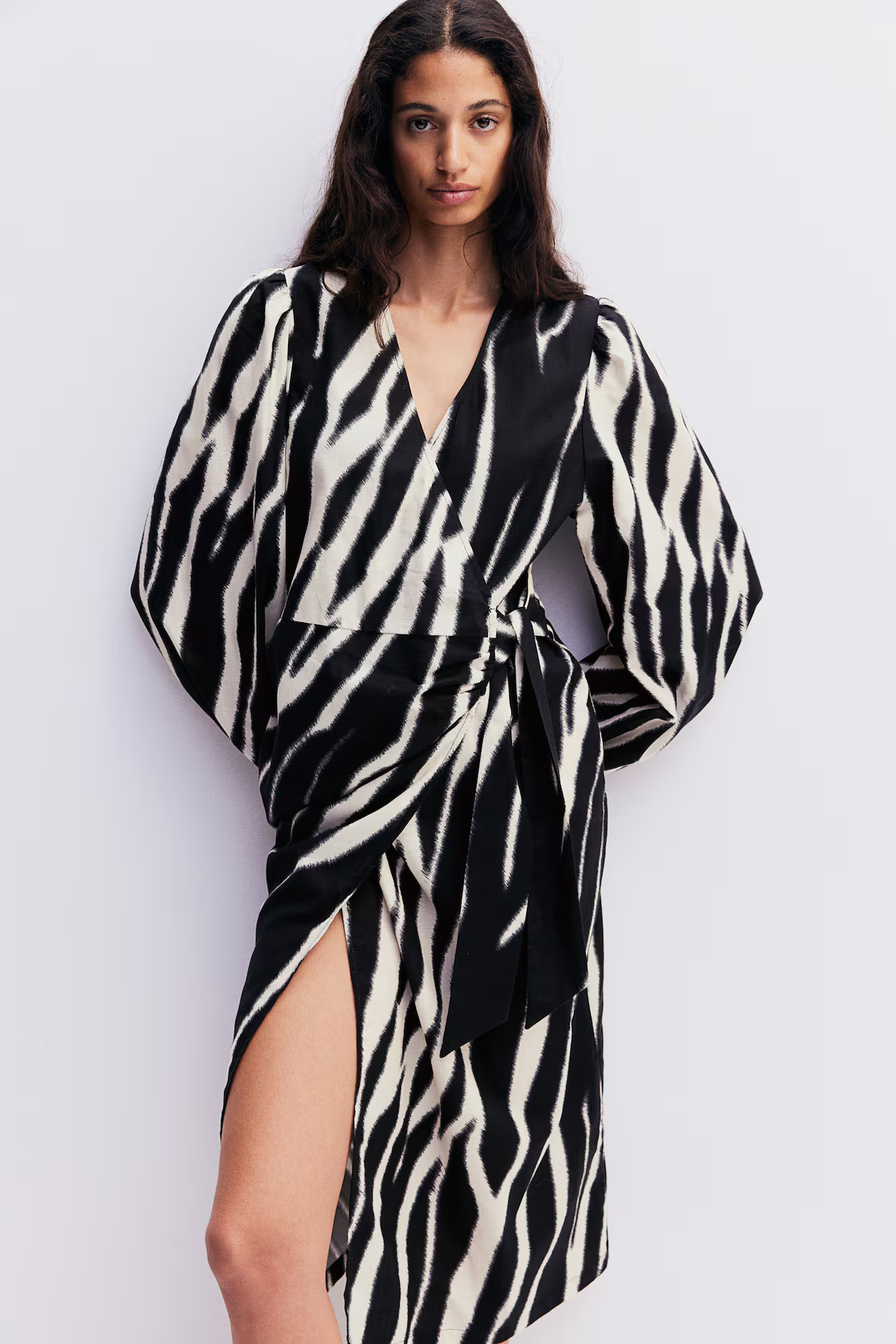 Katoenen overslagjurk - Zwart/zebradessin - DAMES | H&M NL | H&M (DE, AT, CH, NL, FI)