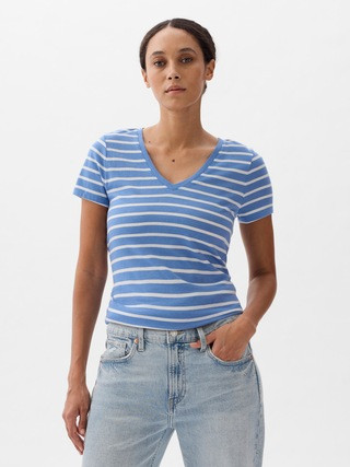 Favorite V-Neck T-Shirt | Gap Factory
