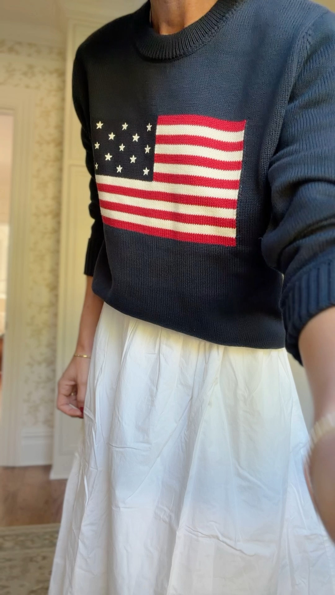 Small in sweater 
Xs in skirt