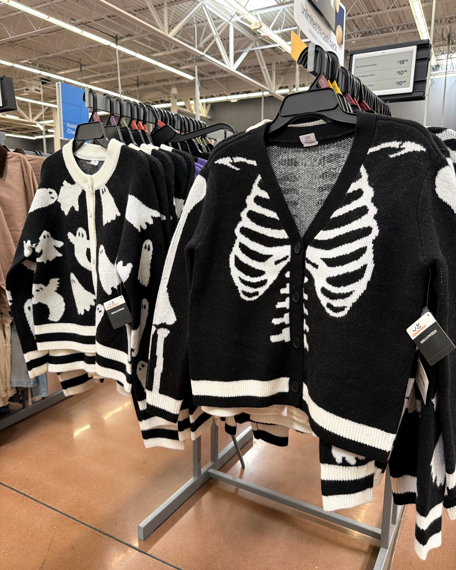 🎃 UNDER $20 Halloween cardigans?! 👻🖤 These are WAY too cute for the price! Skeletons, ghosts, pumpkins + black cats… I have a feeling the best ones won’t stick around long!

Perfect for spooky season without spending a fortune. 🎃👻

#LTKHalloween #HalloweenStyle #HalloweenCardigan #HalloweenFashion #LTKFinds #LTKStyle

#LTKSeasonal #LTKootd