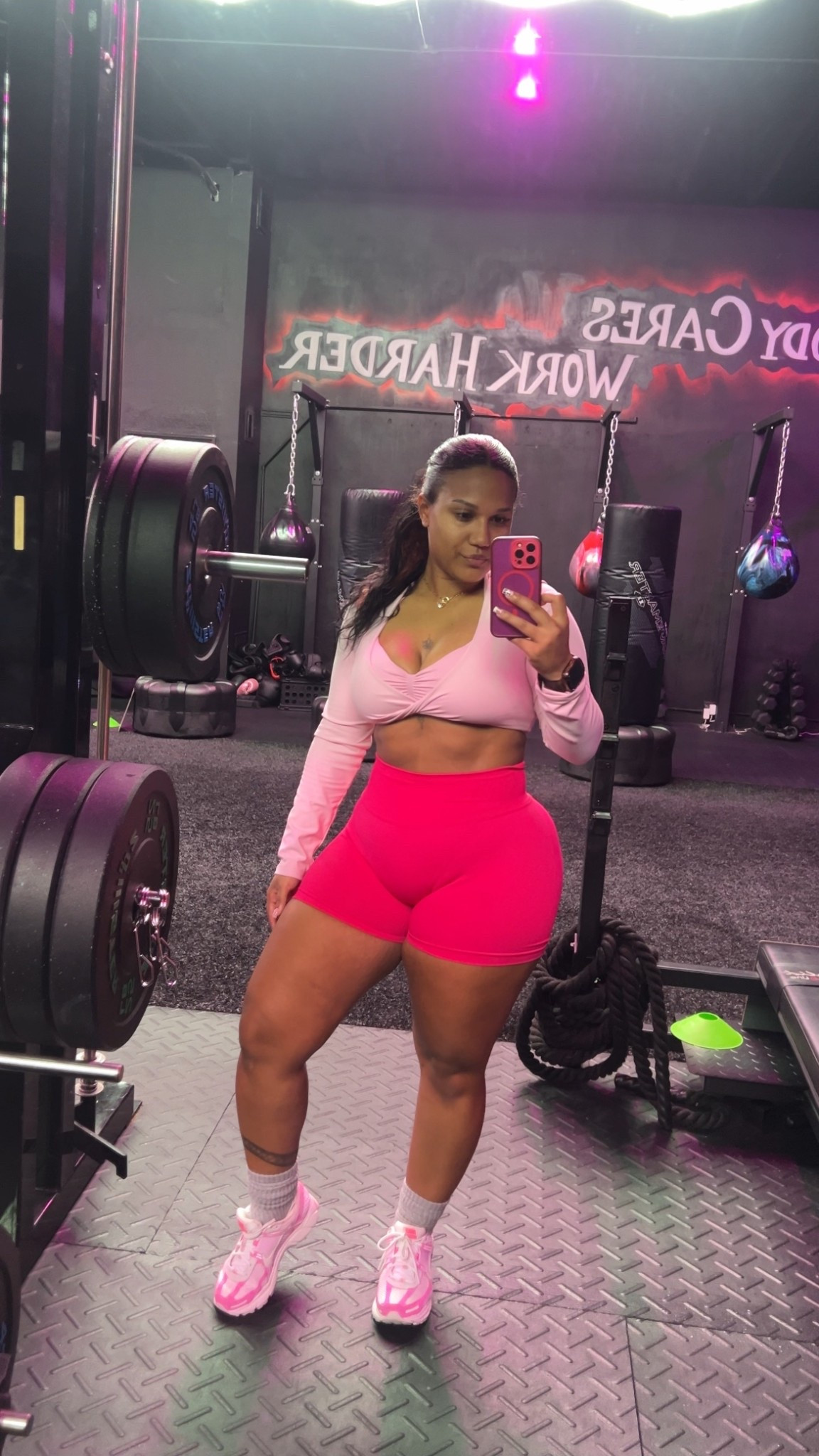 Layering in the gym is becoming my new favorite thing💕🌸🧞‍♀️👛🩰

#LTKValentine #LTKfitnessgoals #LTKgrwm