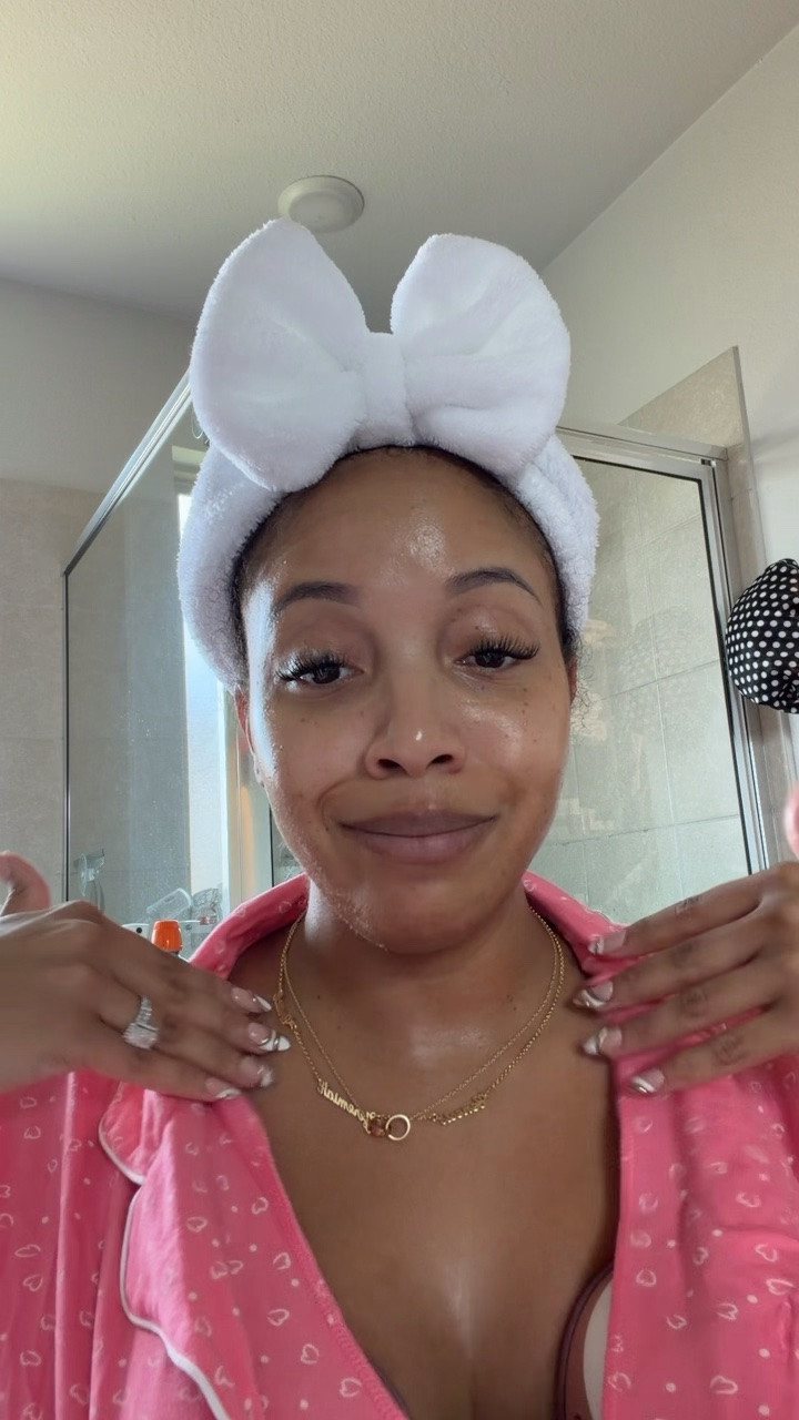 Skincare reminder 🫶🏽🧖🏽‍♀️

#LTKmomlife #LTKselfcare #LTKBeauty