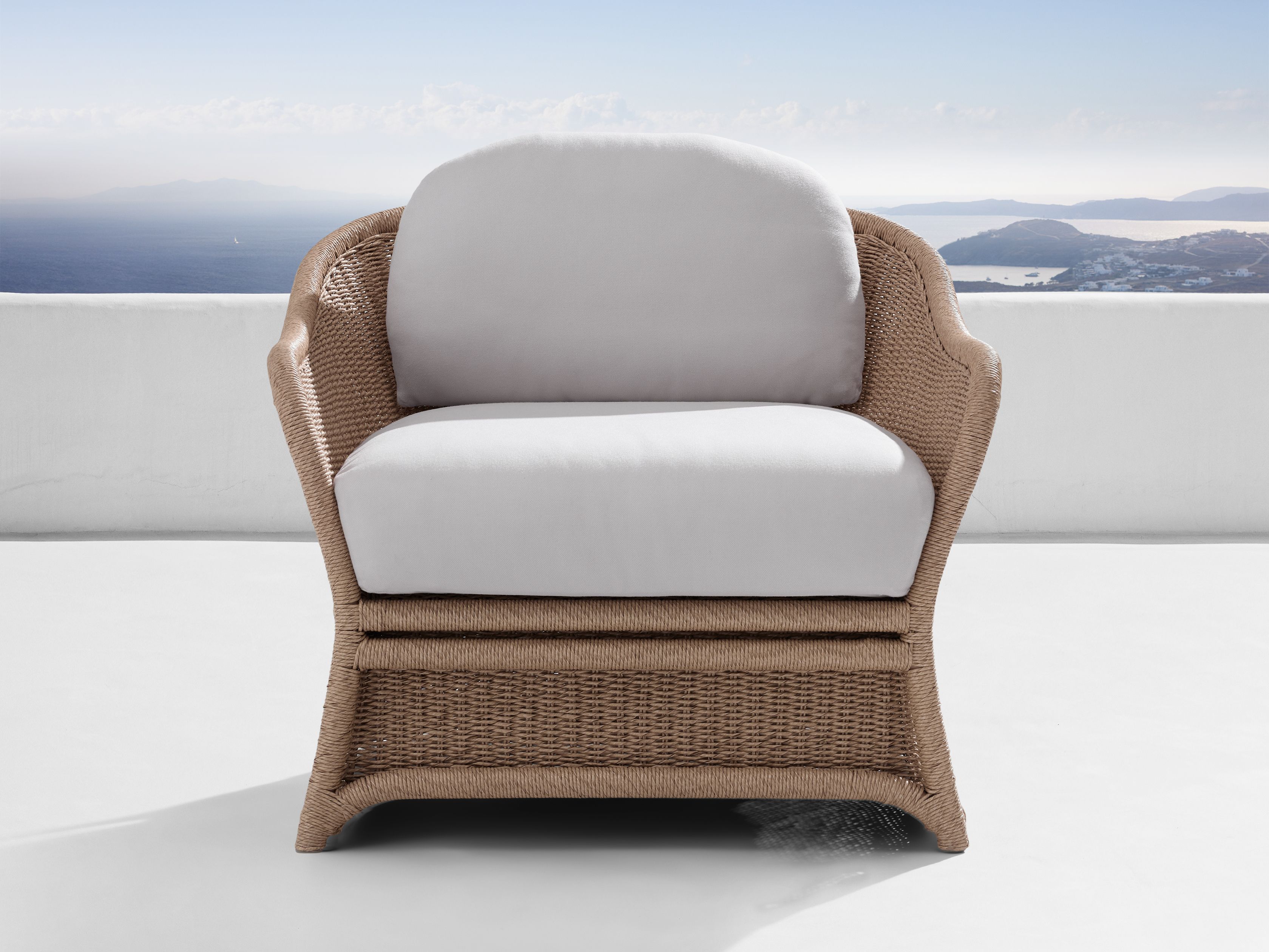 Fowler Outdoor Lounge Chair | Arhaus
