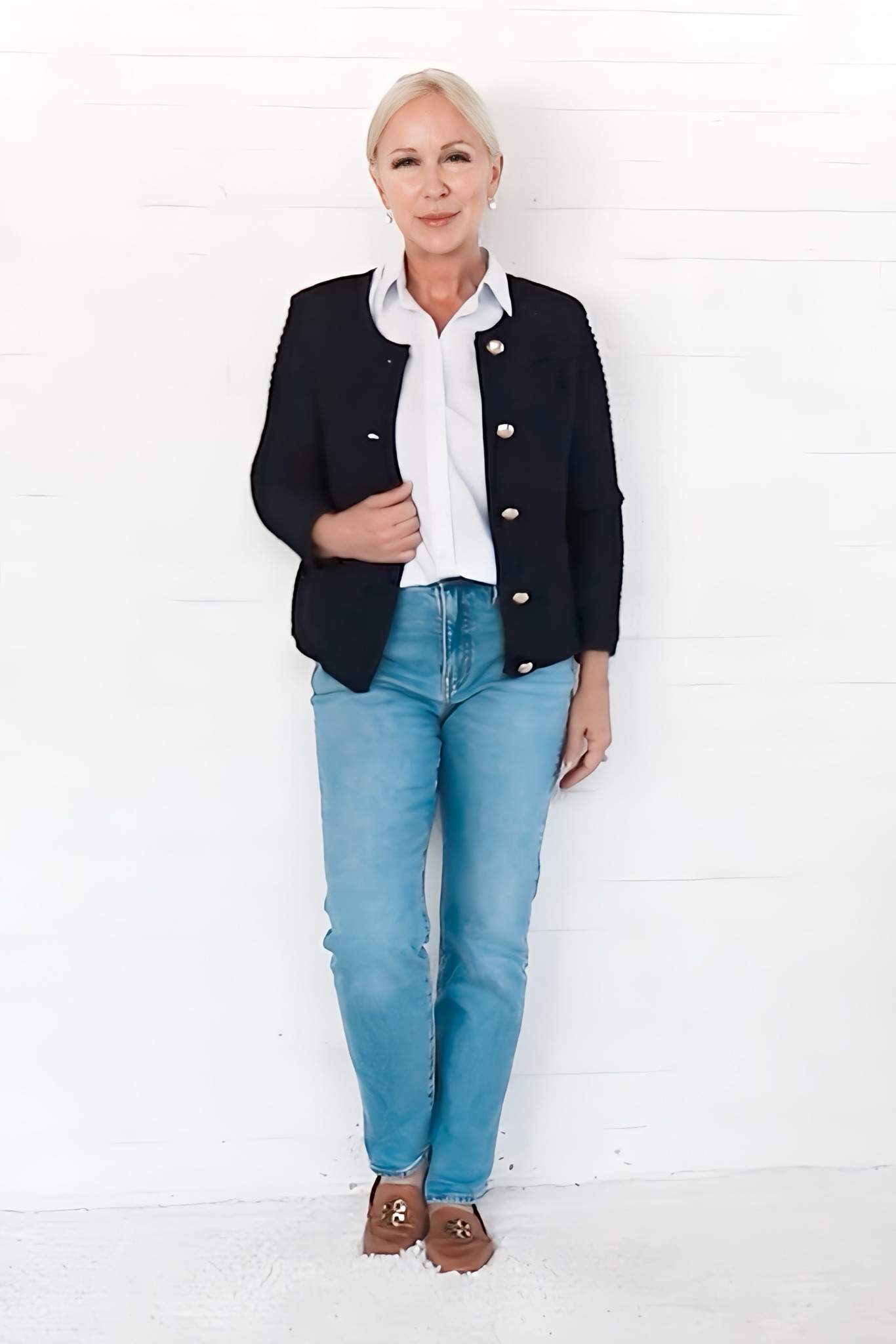 Classic style / Preppy Outfit / New England / Midwest (similar cardigan and loafers linked)

#LTKOver40 #LTKSeasonal