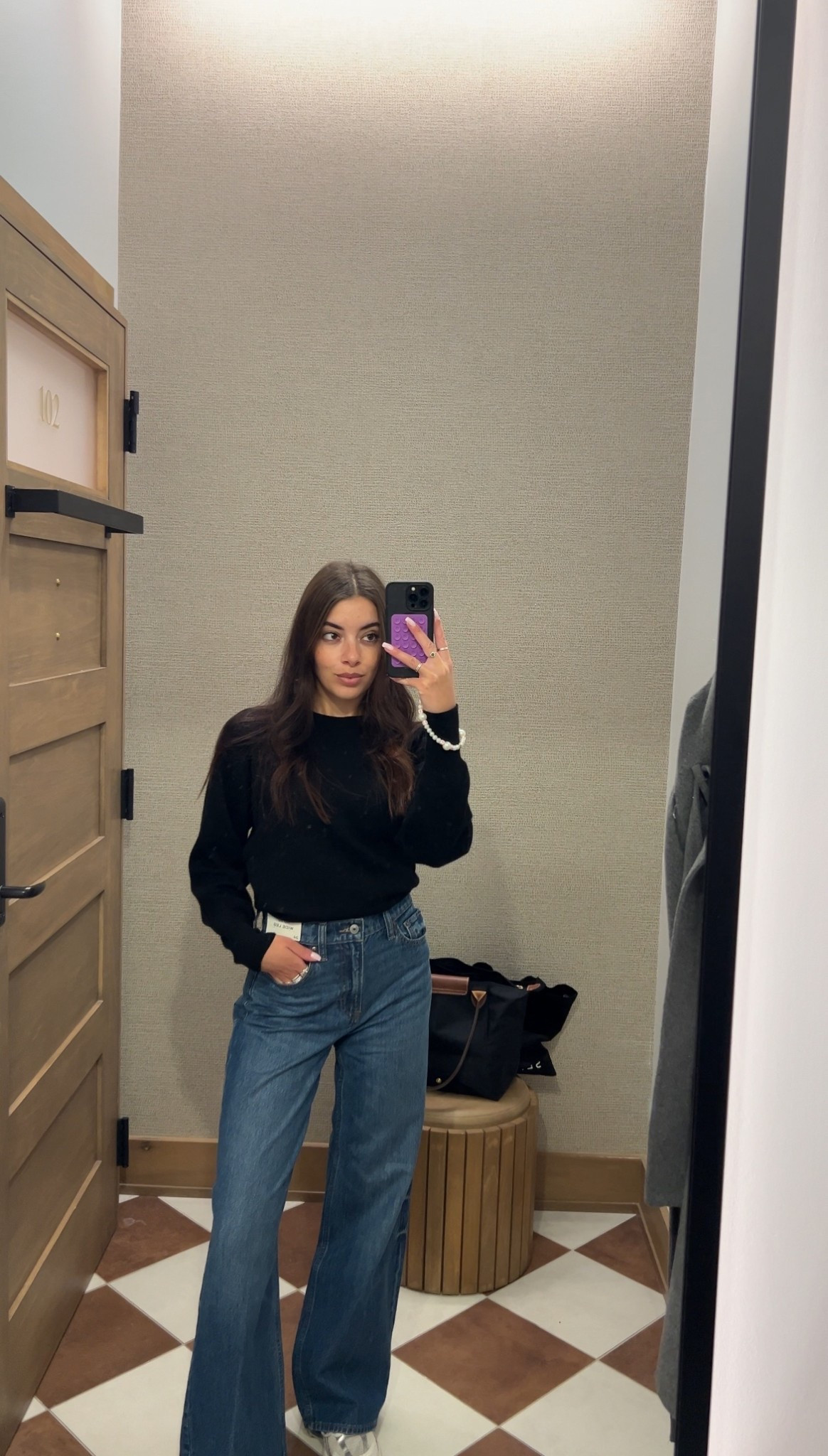 Abercrombie wide leg jeans >>

I’m 5”3 and this is the regular length ✨

#LTKpetite #LTKspring #LTKuk