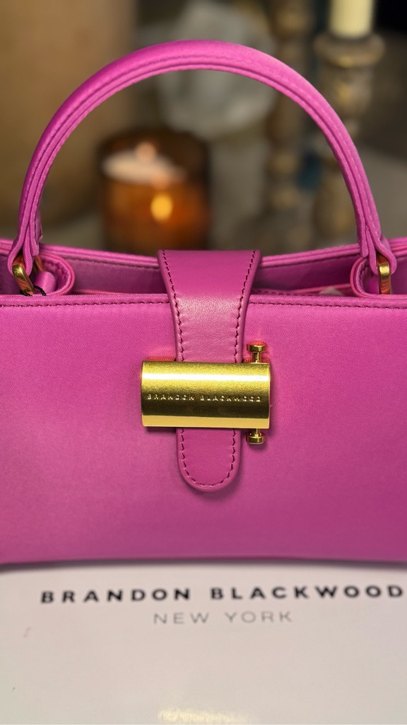 This being my first bag of his, I’m obsessed 😍. I absolutely love this Jordi Bag in the magenta color!! 

Did anyone else shop @Brandon Blackwood NYC anniversary sale?! 💕

#brandonblackwood #unboxing #blackownedbusiness #handbag #blackgirlluxury 

#LTKItBag #LTKStyleTip