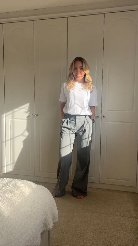 Try on my asos order with me! Love the grey tailored trousers at the beginning, especially paired with the white t shirt! The jeans as well are all fab - I’ve officially bought a pair of skinny jeans after years 🙈 can’t wait to style them with heeled boots and jumpers! 🫶🏼

#LTKworkwear #LTKMostLoved #LTKstyletip