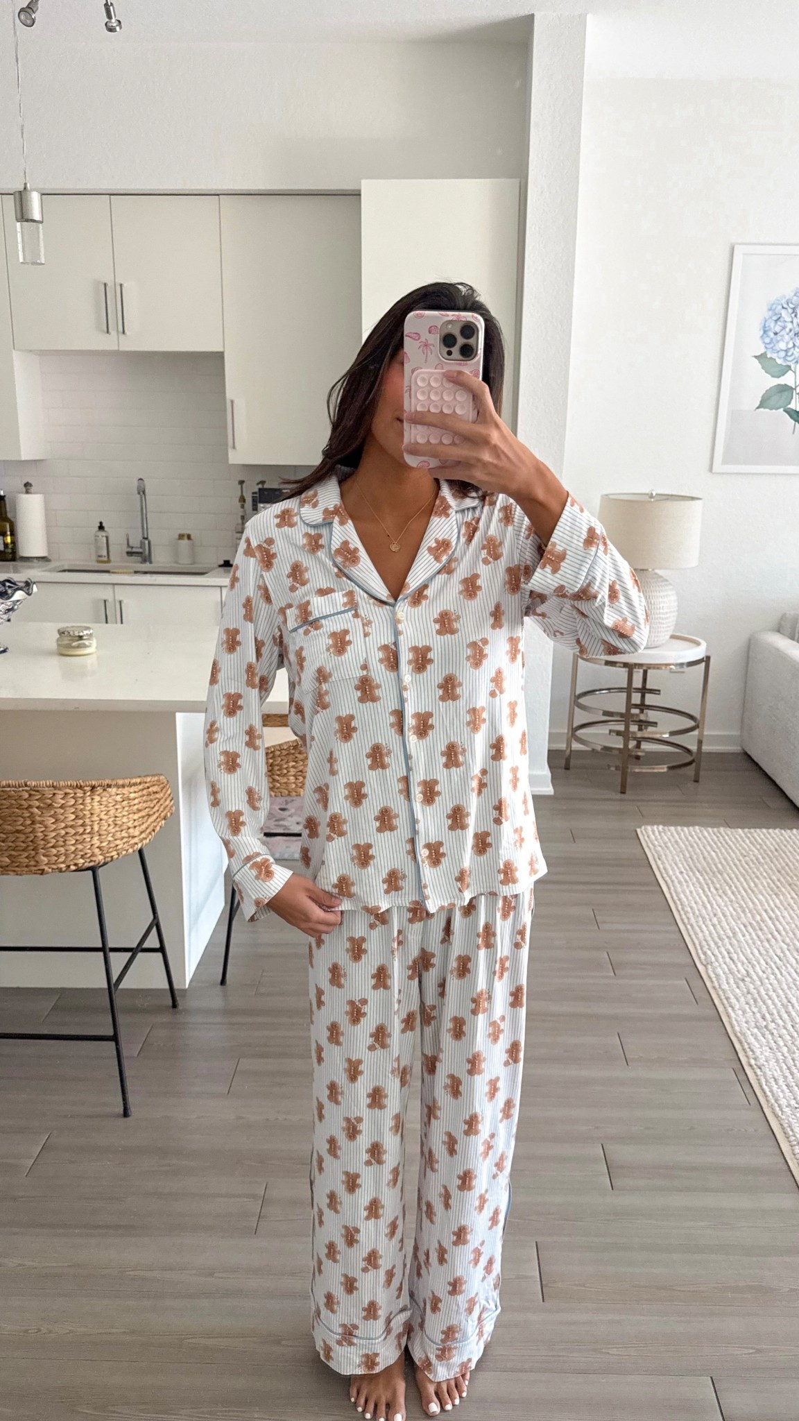 The coziest Christmas pajamas!! I love the gingerbread man !! 

#LTKSeasonal #LTKGiftGuide #LTKHoliday