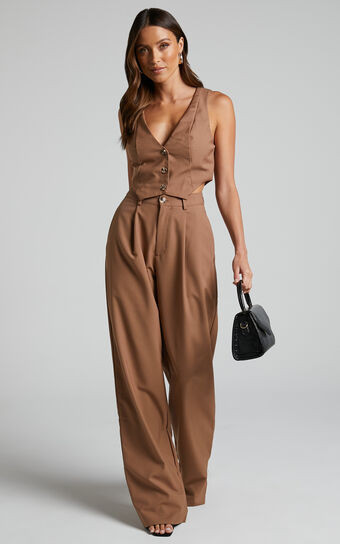 Izara Trousers - Mid Rise Relaxed Straight Leg Tailored Trousers in Mocha | Showpo (US, UK & Europe)