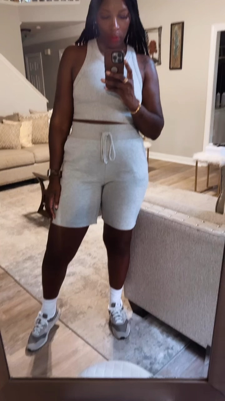 You can’t travel with me if you don’t have your airport outfit together!  😜 @alo is my new favorite spot!

#LTKActive #LTKTravel #LTKStyleTip