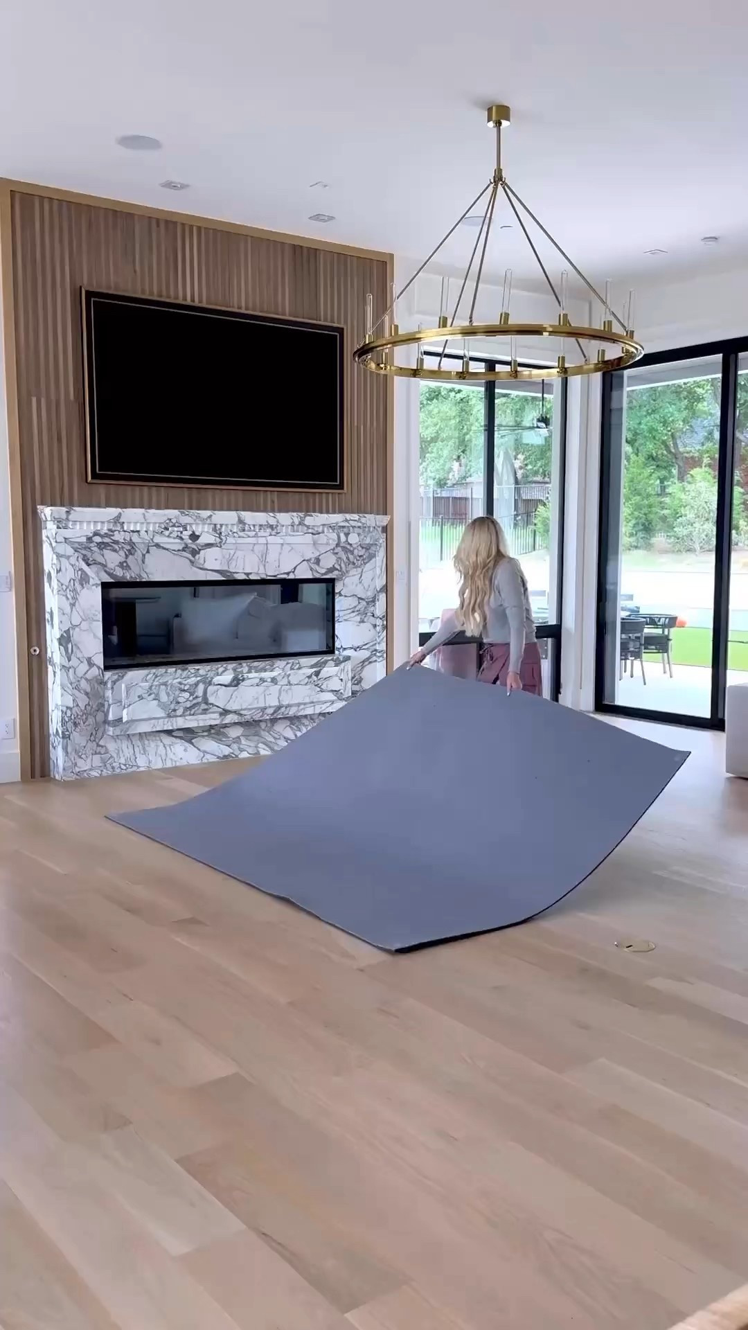 Living room refresh

Amazon pillows, washable rug, area, rug, black-and-white decor, modern home, classic home, European classical design, coffee table, floating, Amazon decor, neutral home, black-and-white home, modern home, Wayfair 

#LTKSeasonal #LTKHome #LTKStyleTip