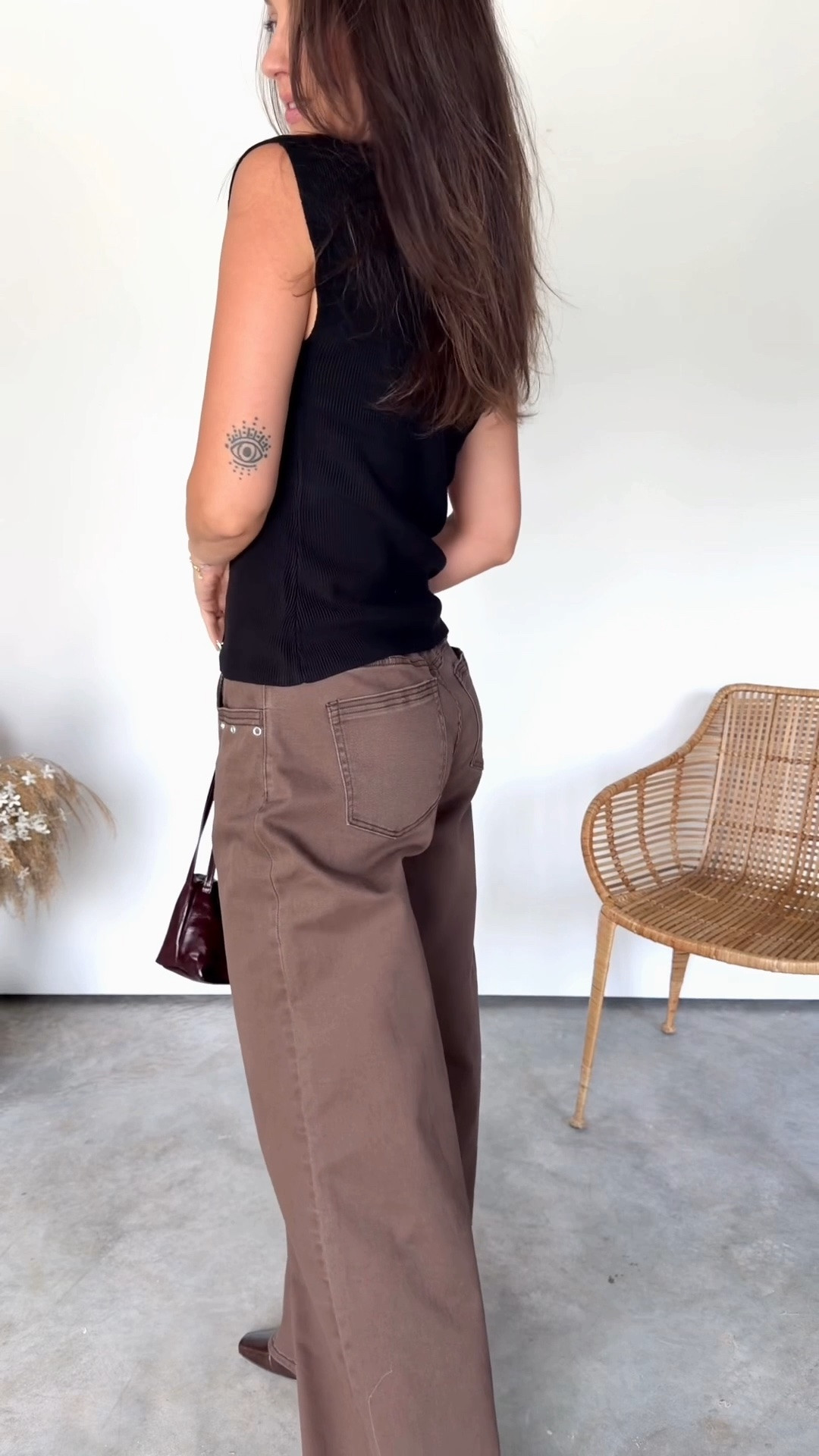 You have to try these pants!! Wearing the size small top

#LTKSeasonal #LTKOver40 #LTKmomlife