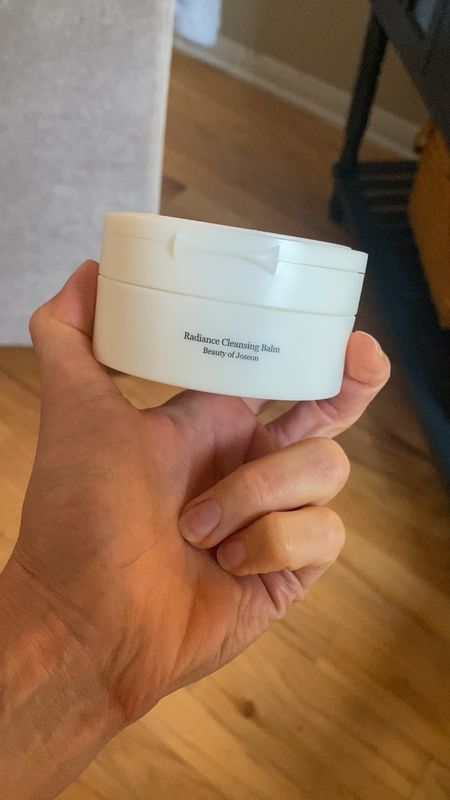 Love this fragrance free cleansing balm! Silky texture & effective makeup removal 🥰

#LTKVideo #LTKfindsunder50 #LTKbeauty